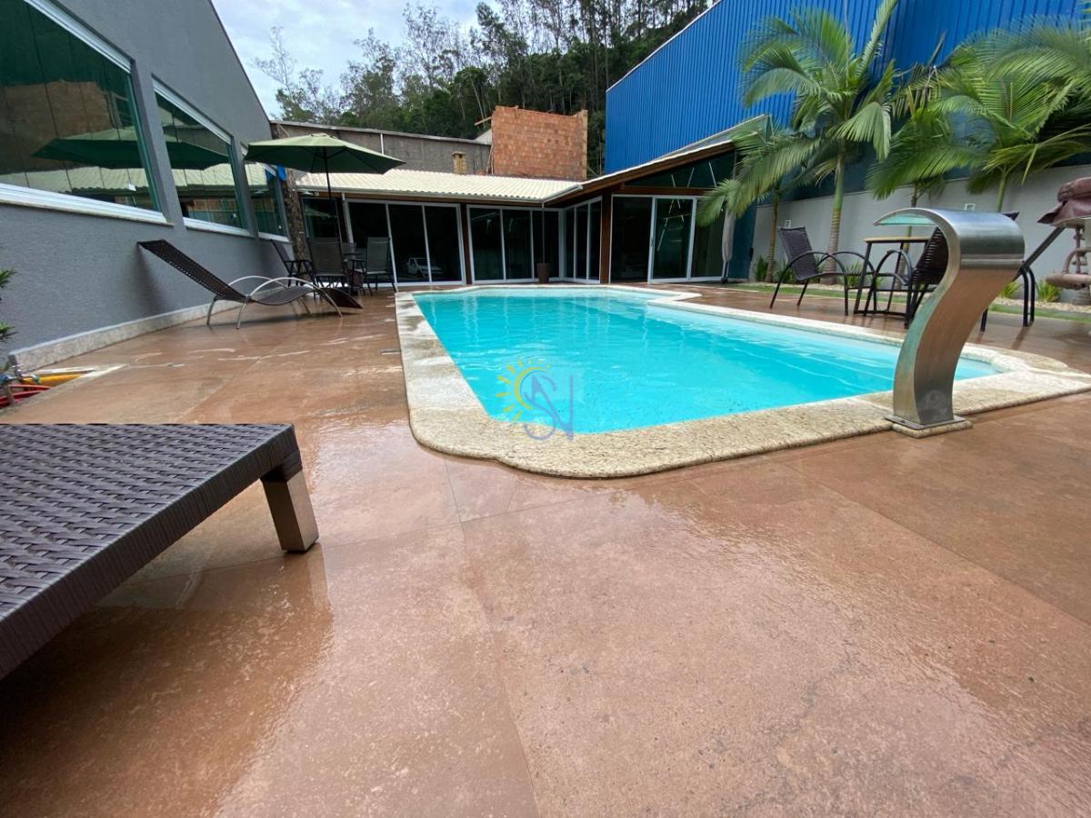 Casa, 3 quartos, 160 m² - Foto 1