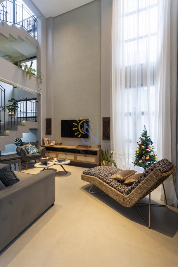 Sobrado, 3 quartos, 296 m² - Foto 2